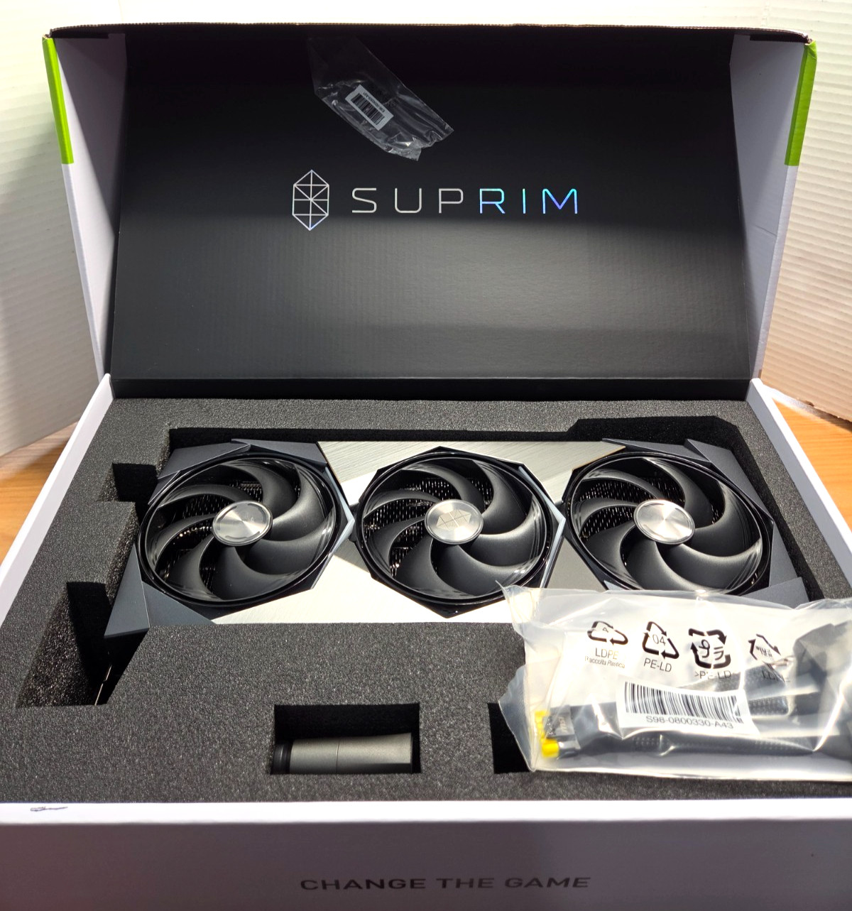 NVidia MSI GeForce RTX 5080 16G SUPRIM SOC