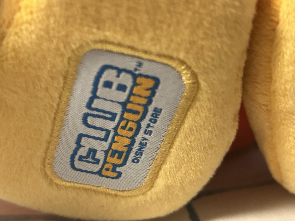 Disney Club Penguin Disney Parks Jumbo Bumble Bee Plush Toy Tag & Coin ...