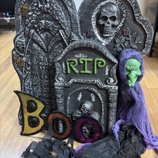 Lot Of Random Halloween Decorations - Rat, Ri...