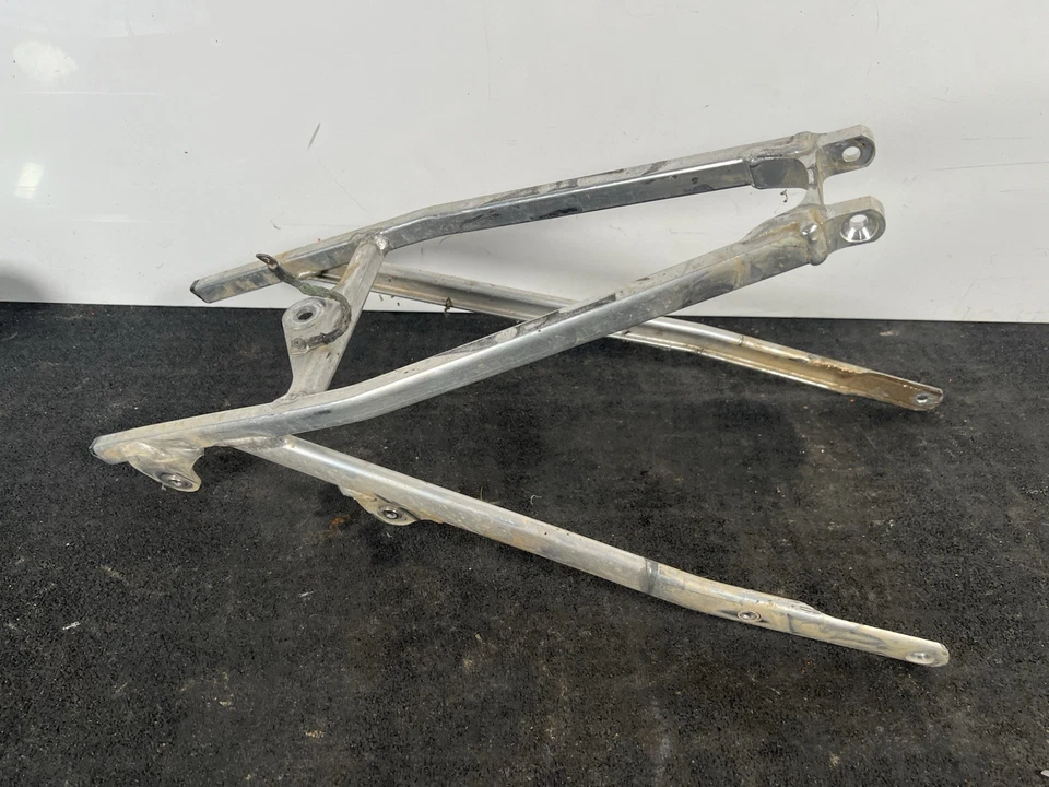 Subchasis trasero 2011-2016 Ktm 125 150 250 300 350 450 500 772 03 002 000 Foto 2 de 4