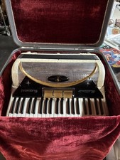 Excellent Vintage Accordion Settimio Soprani Made In Italy M 757/61