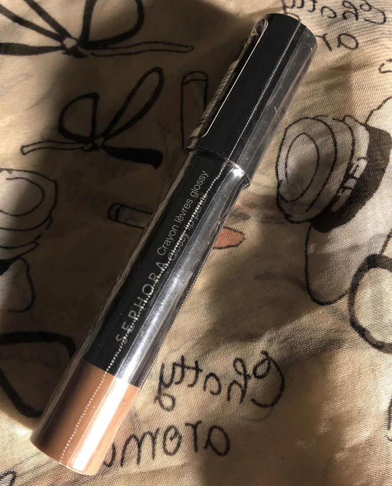 Lápiz labial brillante Sephora 06 beige brillante 0,10 OZ Tamaño completo, nuevo y precintado Foto 4 de 4