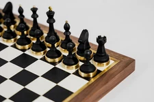 11" Luxury Chess Set: Resin Pieces, Copper Base, Leather Board