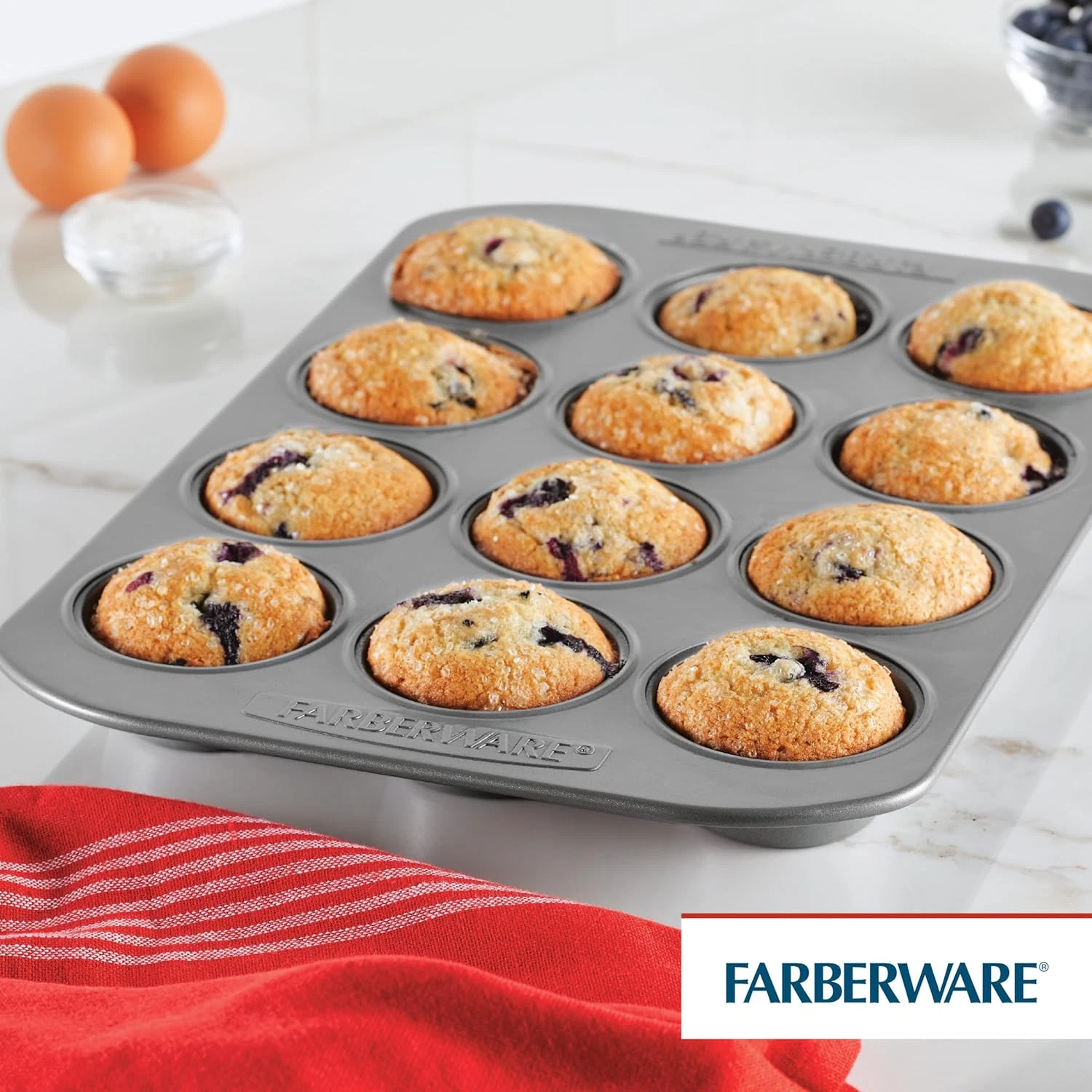 Farberware 12-Cup Nonstick Bakeware Muffin Pan - Thumbnail 4