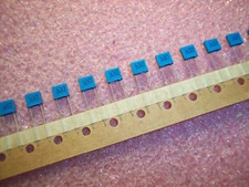 QTY (100) 1000pf 63V 5% RADIAL METALLIZED POLYESTER  FILM B32529C0102J189 EPCOS