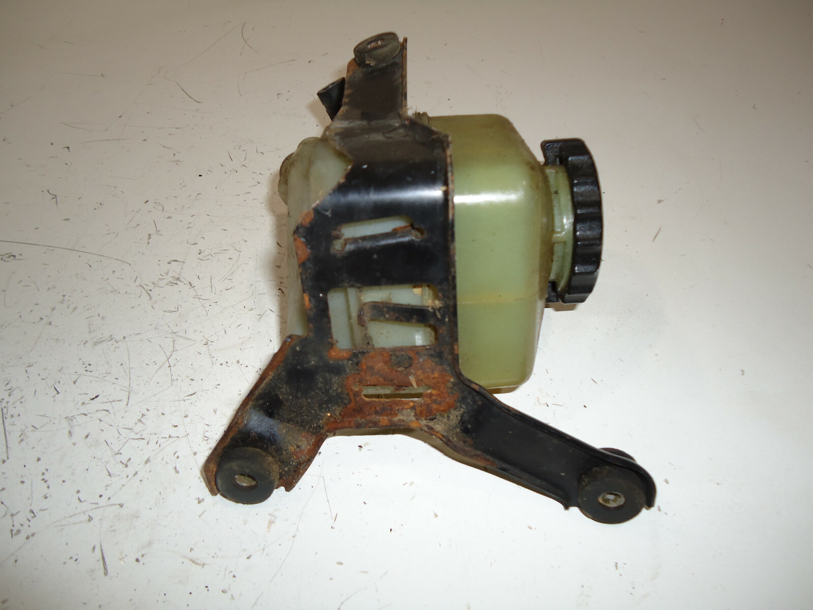 1999 LEXUS RX300 POWER STEERING FLUID RESERVOIR eBay