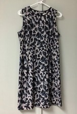 Ann Taylor LOFT | Dress Size 8 Knee Length Camouflage Sleeveless Crewneck Gray
