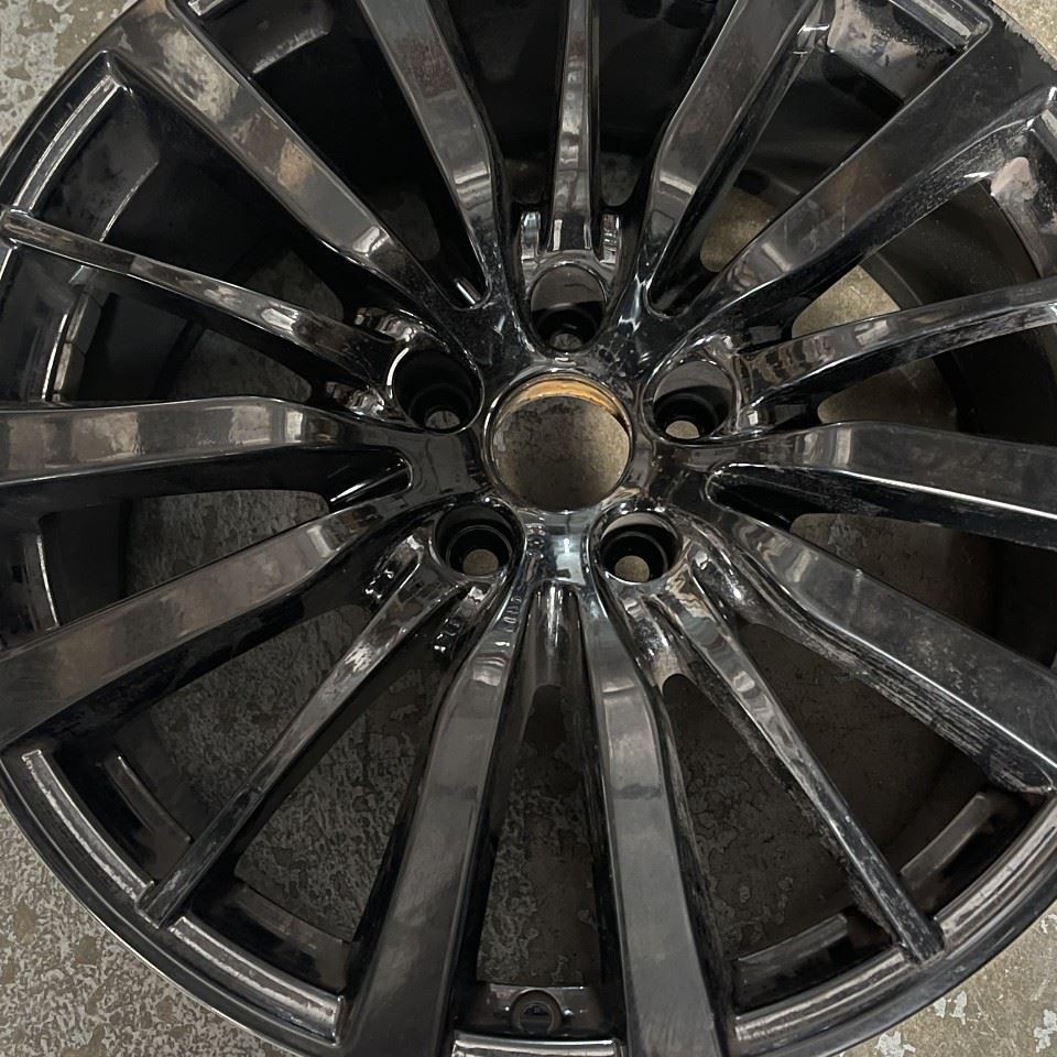 Front Maserati Ghibli Black OEM Wheel 19” 2014-21 Factory Original Rim 670016852