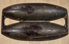 Vintage Lodge 2FB Cast Iron Double Loaf Vienna Pan 11 3/4" by 7"