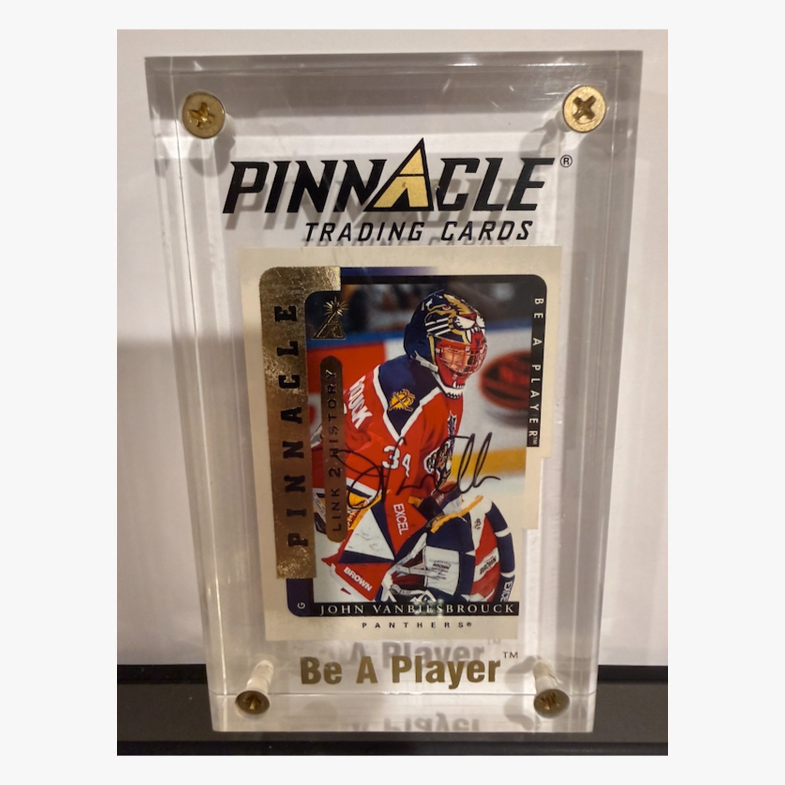 1996-97 Be A Player Link to History John Vanbiesbrouck Auto LTH-10B