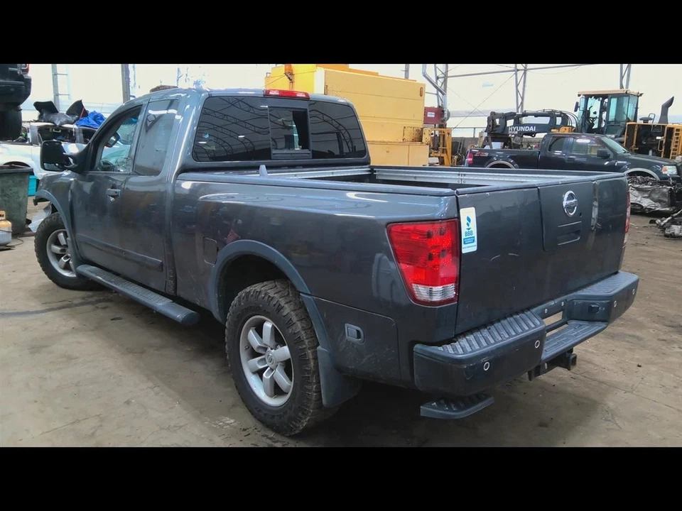 (LOCAL PICKUP ONLY) Rear Bumper Painted With Park Assist Fits 08-12 TITAN 683801 Foto 2 de 4