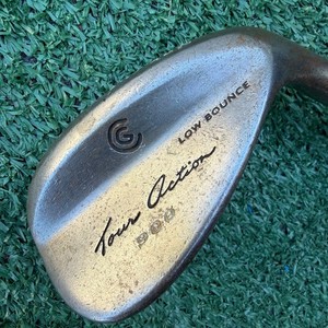 Club Cleveland Tour Action 900 BRZ – Sand Wedge 56° – Tige Acier Droite – 35 Pouces