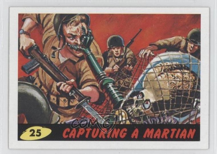 2012 Topps Heritage Mars Attacks! Capturing A Martian #25 0e3