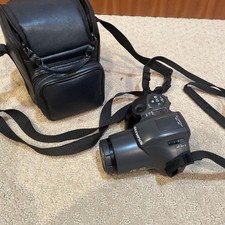 Olympus IS-10 Super DLX 28-110mm Lens 35mm Camera Point and Shoot Power Tested