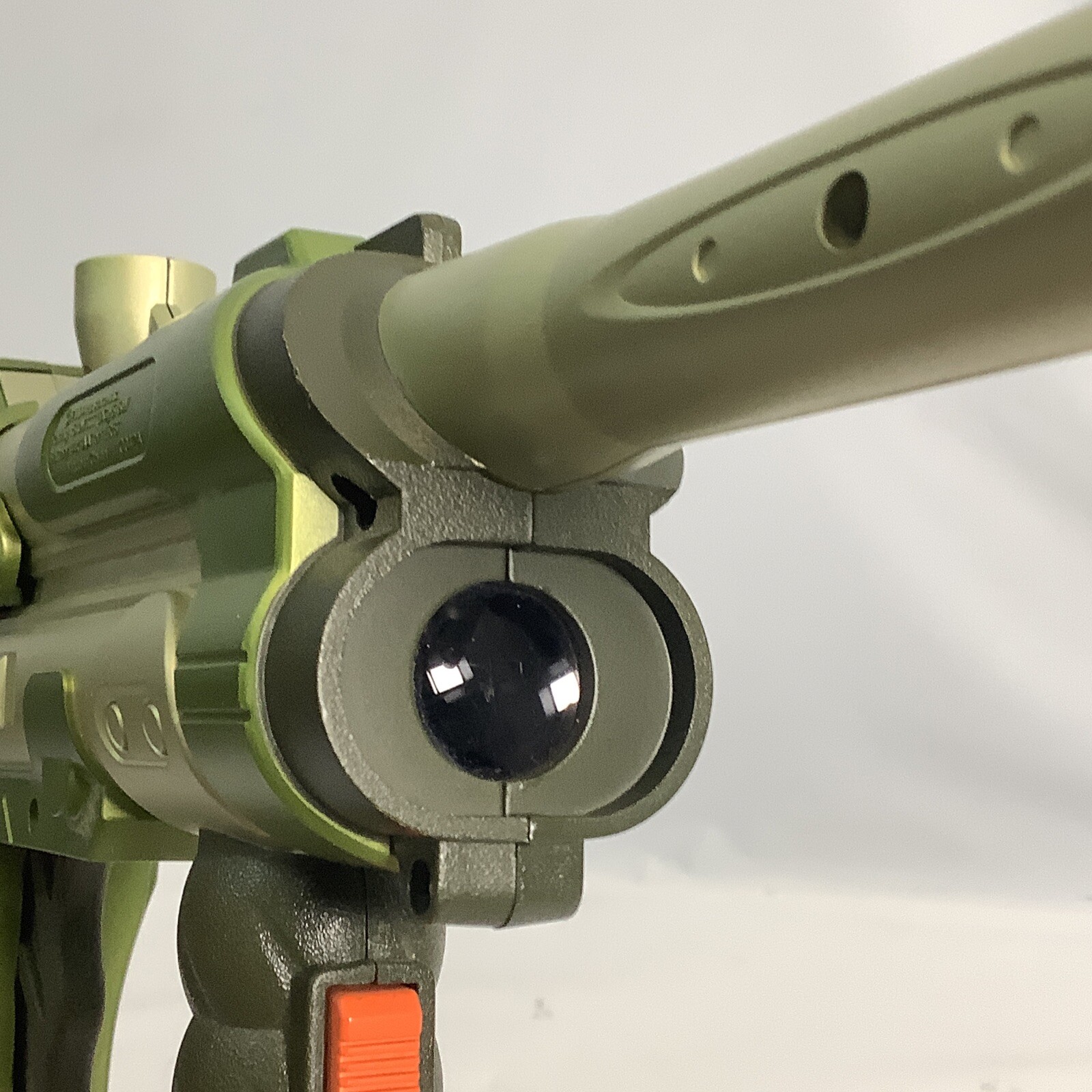 2004 Hasbro Plug and Play Mission Paintball TV Video Game Shooter Gun