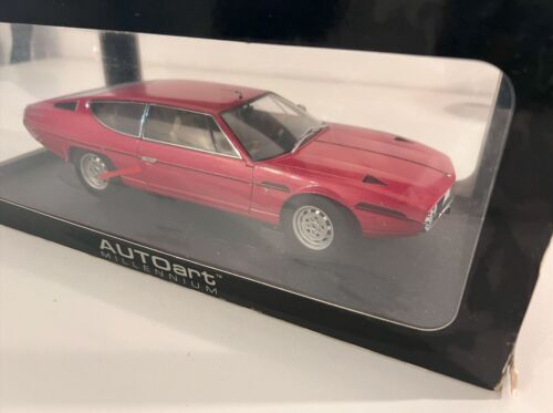 Lamborghini Espada V12 Red (Rosso Granada) 1968 AUTOART modello 1:18 nuovo in scatola originale - Foto 8 di 11