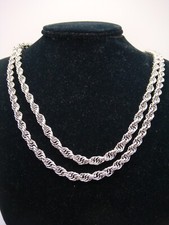 VINTAGE SIGNED MONET SILVER TONE TWISTED ROPE DESIGN CHAIN NECKLACE ESTATE