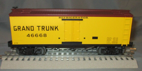 MTH 30-78145 Grand Trunk #46668 19th Century Reefer O/027 ga. wks w/ Lionel 2012 - Picture 5 of 10