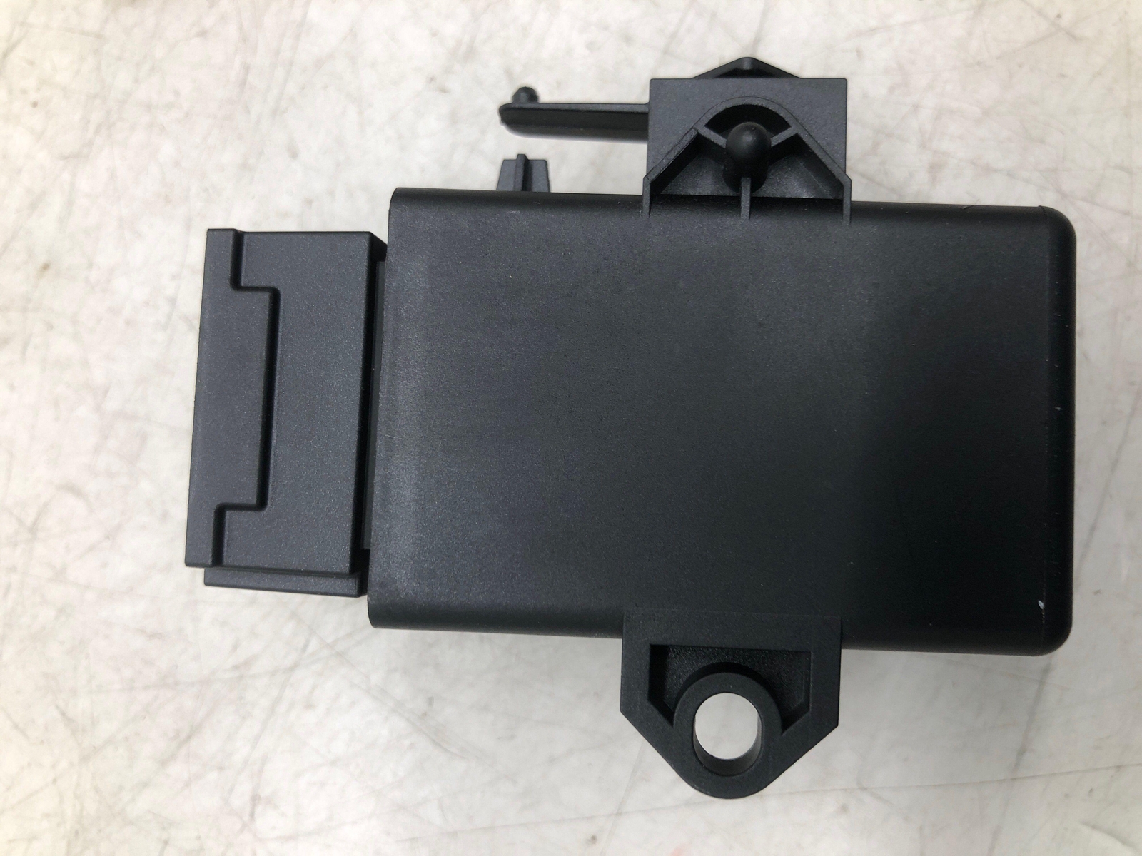 2016-2020 BENTLEY BENTATGA OEM HEATED SEAT CONTROL MODULE UNIT 3F0959772