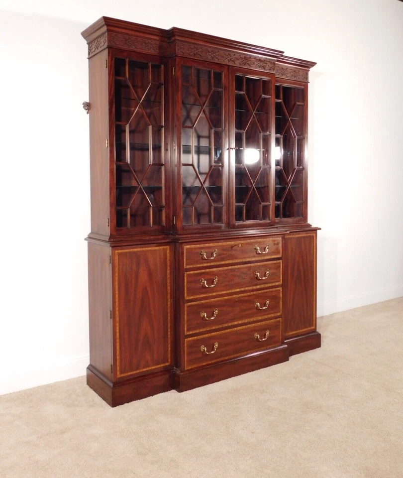 Gabinete chino HENKEL HARRIS con incrustaciones acabado caoba #29 modelo #2365 frente roto Foto 3 de 4