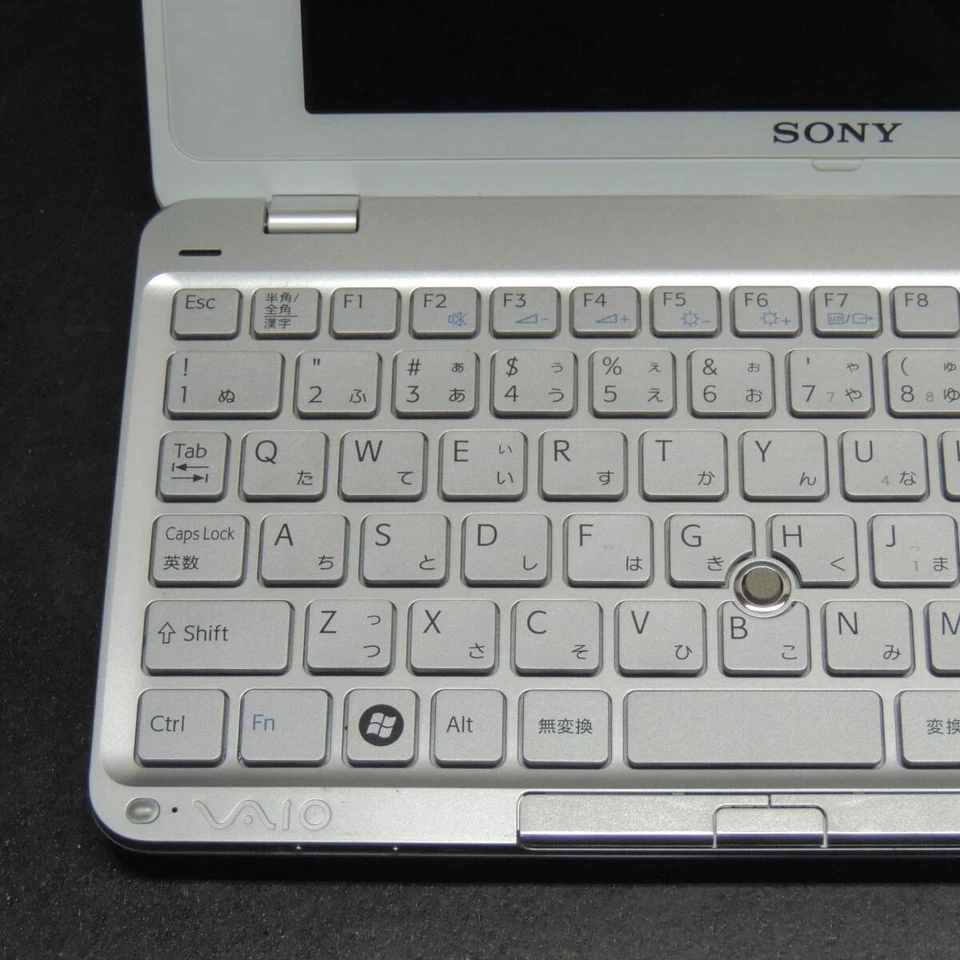 SONY VAIO type P VGN-P50 Windows XP Pocket Style Portable UMPC White - Image 2 of 4