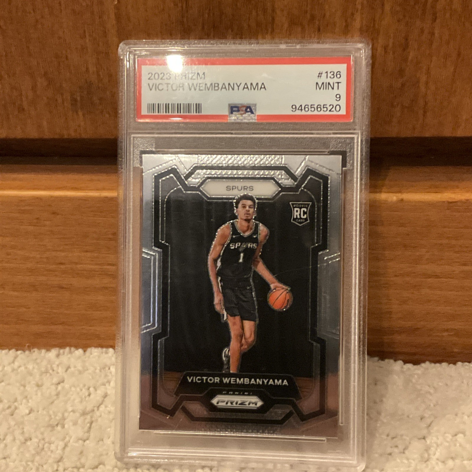 2023-24 Panini Prizm - Victor Wembanyama #136 (RC) PSA 9 view 6