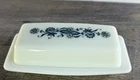 VINTAGE PYREX CORELLE OLD TOWN BLUE ONION COVERED BUTTER DISH  #72-B