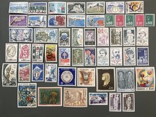 Timbre France - Année 1976  - 52 timbres n°1683 a 1913