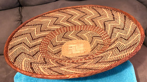 Handwoven Basket-Zimbabwe-Tonga Binga Basket/Wall Art-Circle Pattern-16.75"D-EUC