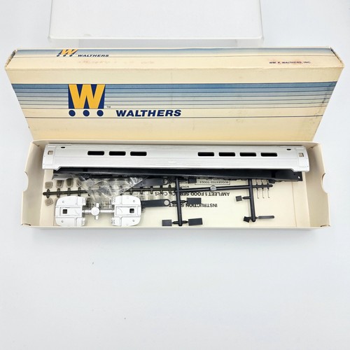 Kit de entrenador de servicio de alimentos Walthers HO 932 6010 Amfleet 1 Amtrak 85' nuevo en caja 1983 | Zustand: New