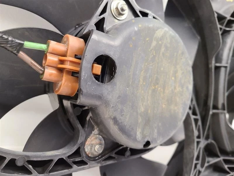 08-12 FORD ESCAPE Radiator Fan Motor Fan Assembly VIN 7 8th Digit 8L8Z8C607A - Изображение 3 из 4