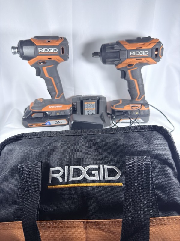 RIDGID 18V OCTANE TORQUE IMPACT BUNDLE W BAG BATTERIES CHARGER + EXTRAS