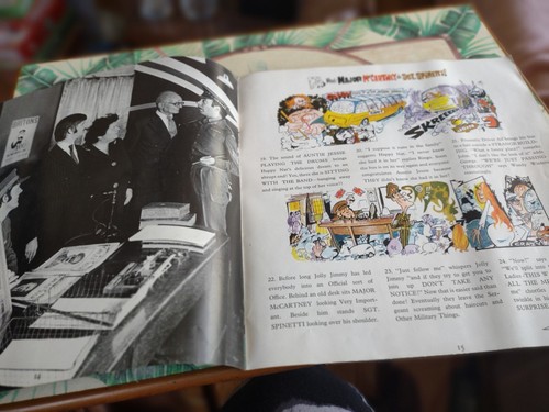 BEATLES BOOKLET AUS ALBUM "THE STORY OF THE MAGIC MYSTERY TOUR". - Bild 3 von 7