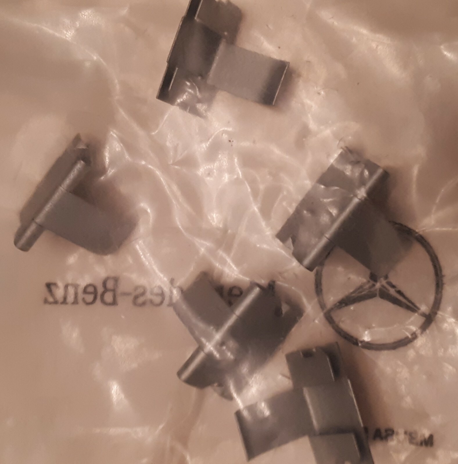 Mercedes OEM 2010-2016 E350 windshield washer nozzle clips 