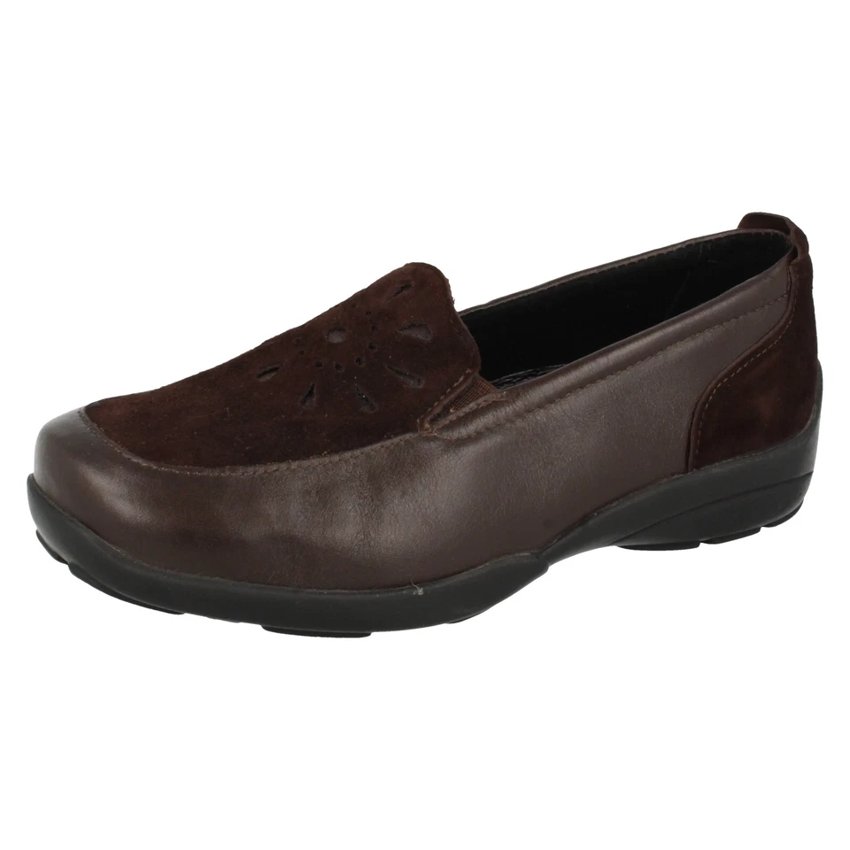 Ladies  Easy B Leather Slip On Wide Fitting Shoes: STRIXTON - Image 4 of 4