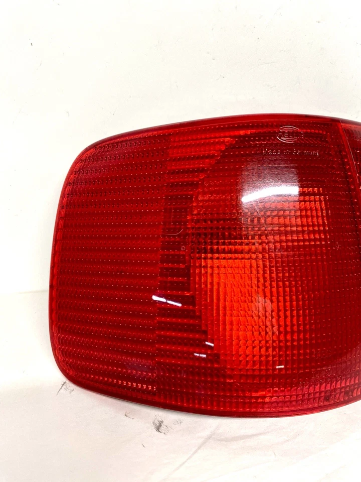 Luz trasera izquierda conductor Audi 100 C4 91-94 OEM 4A5 945 095 A Foto 4 de 4