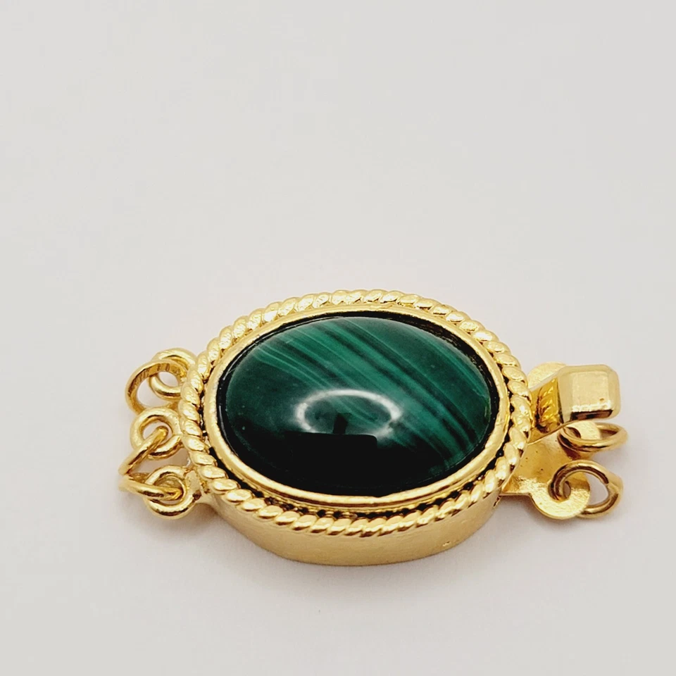 Gold Tone Box Clasp for Necklace or Bracelet with Beautiful Oval Green Stone - Image 3 of 4