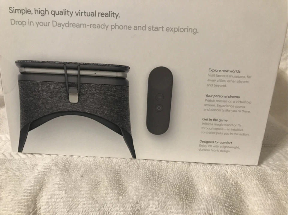 Google Daydream View VR Headset Grey Slate Smartphone Virtual Reality Controller - Image 4 of 4