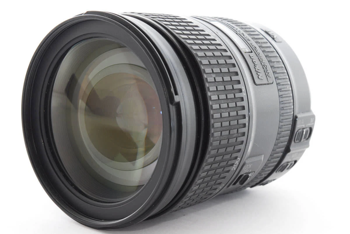 Nikon AF-S 28-300mm F3.5-5.6 G ED VR Nikon full size compatible