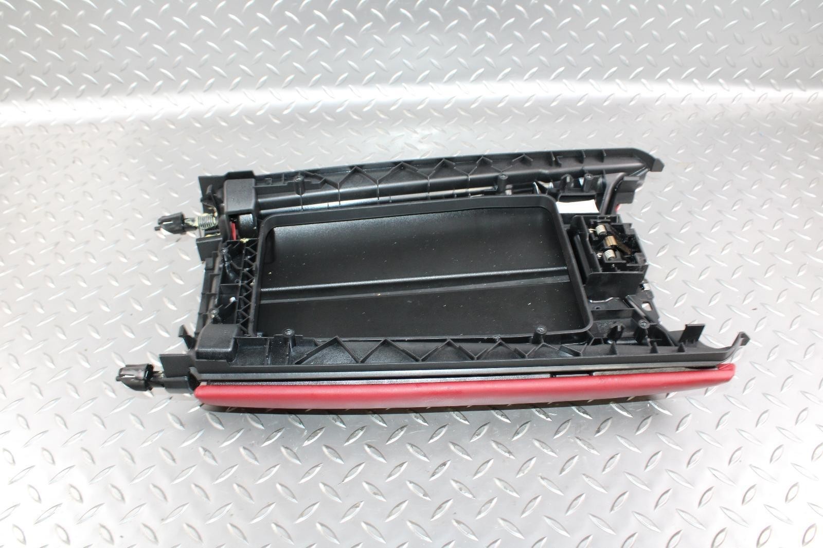 Maserati Levante 2017-2020 Center console