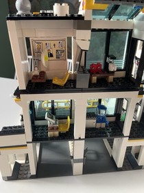 LEGO 7744 City Police Headquarters 90% Complete INCOMPLETE Sold As Is