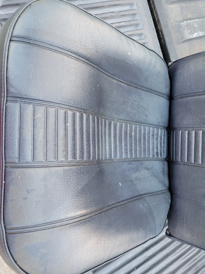 Asiento de conductor original MG Midget Austin Healey Sprite vinilo negro con reposacabezas Foto 2 de 4