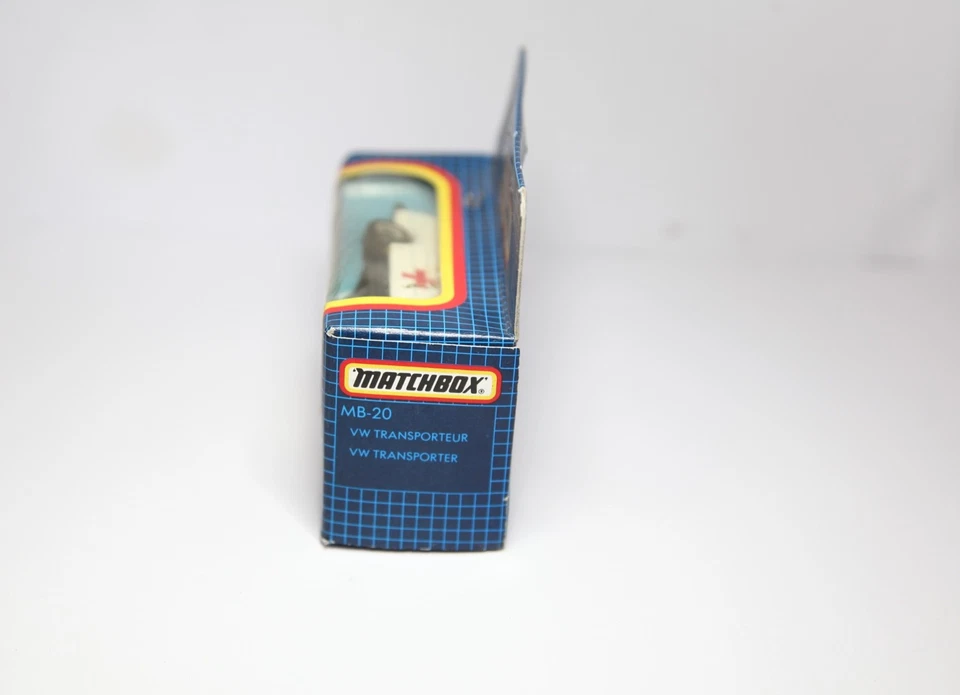 Ambulancia Volkswagen Transporter Matchbox MB20 en caja original - vintage Foto 3 de 4