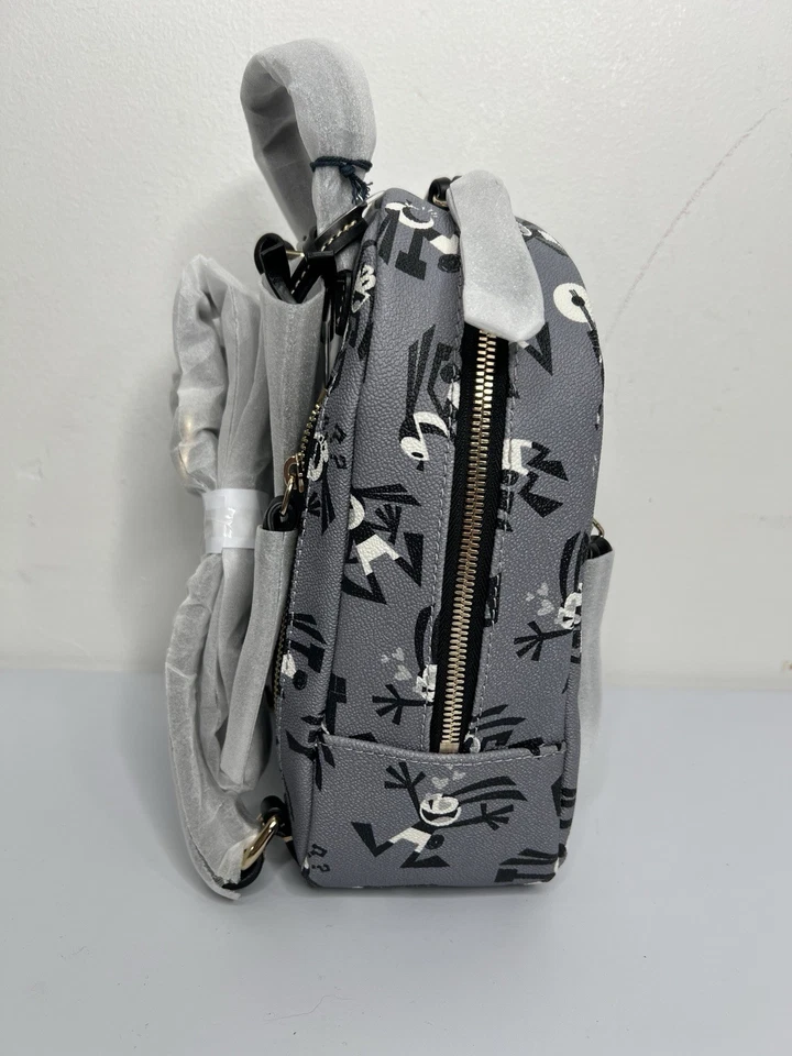 Mochila Disney Dooney & Bourke Oswald cinza nova - Imagem 2 de 4