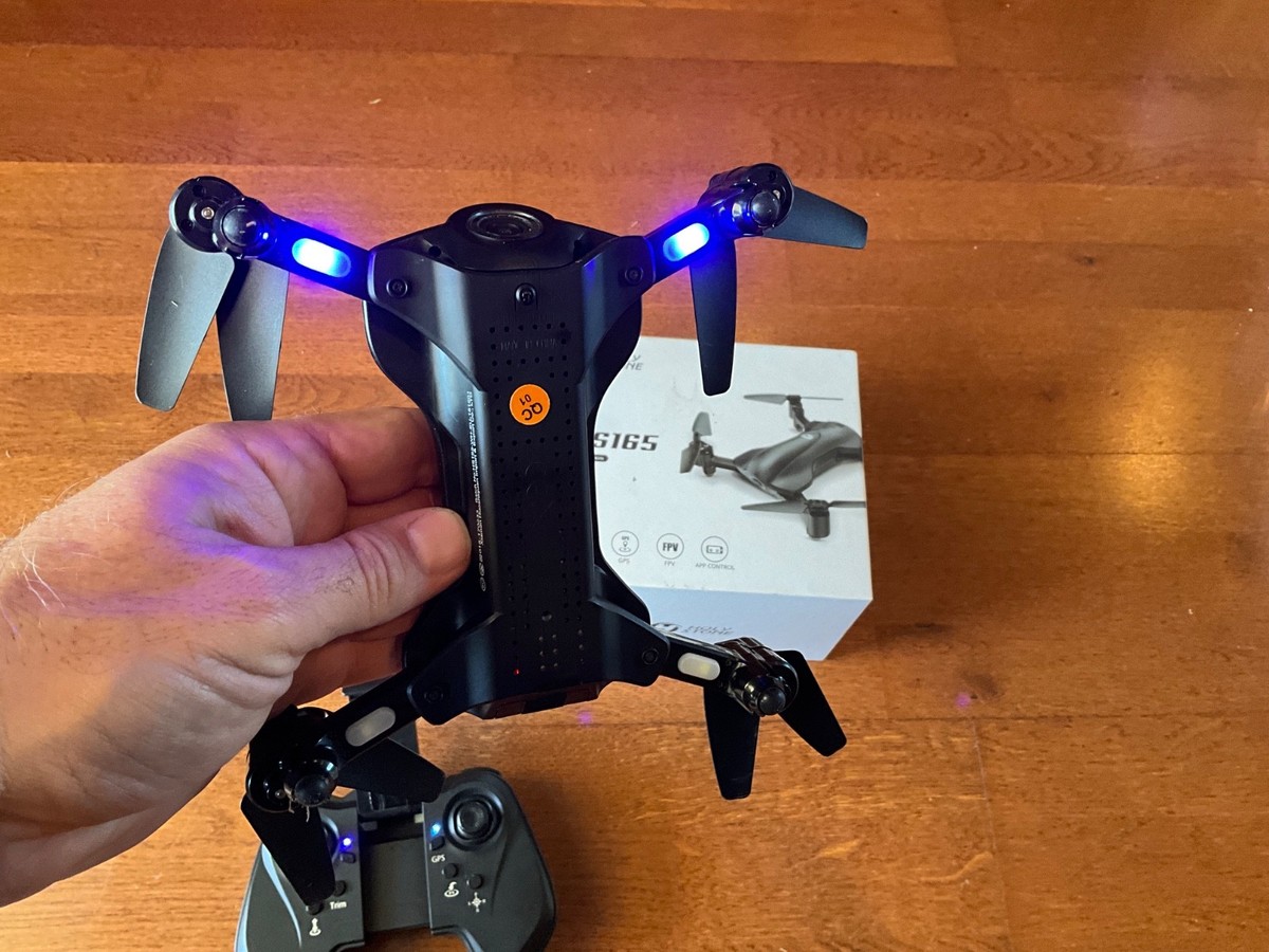 Holy Stone HS165 GPS FPV Camera Drone 1080p HD Foldable Battery