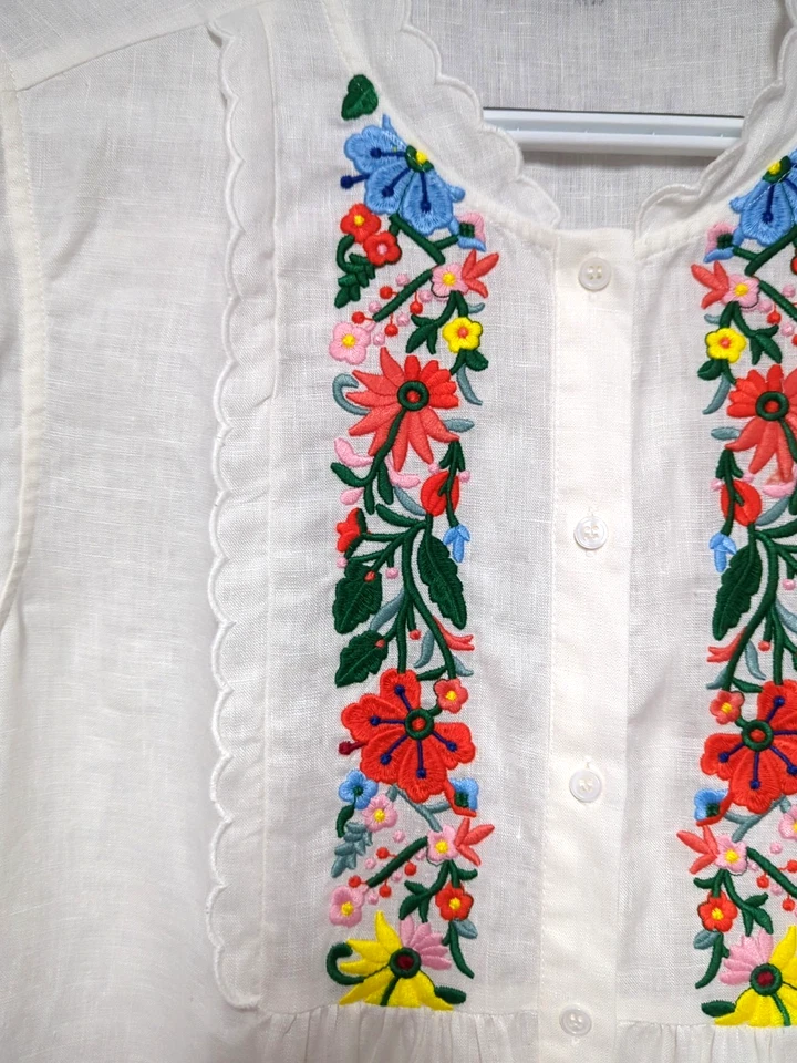 Weekend Max Mara Linen Shirt White Floral Embroidered Top Button Up Scallop Edge - Image 2 of 4