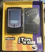 Fellowes PDA Type 'N Go for Palm IIIxe Keyboard  Case 98039