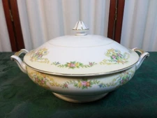 Beautiful Vintage Imperial China Floral Double Handled Covered Vegetable Bowl