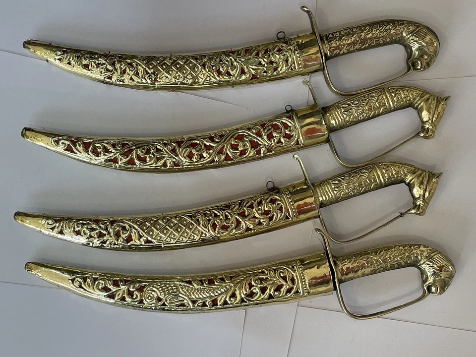 Lote de quatro esculturas de bainha de aço bronze cerimônia de casamento Kripan 13"" - Imagem 2 de 4