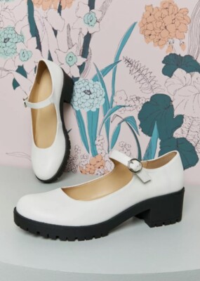 Urban Outfitters White Daria Treaded Mary Jane Size 7